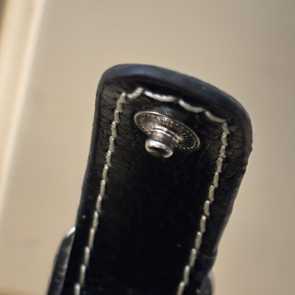 Jeun Bang Vintage Leather Travel Cylinder Jewelry Case. - Picture 10 of 14